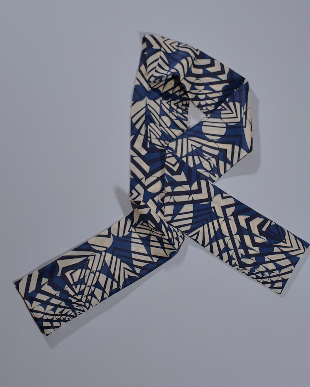 Silk Scarf – Optical Geometry